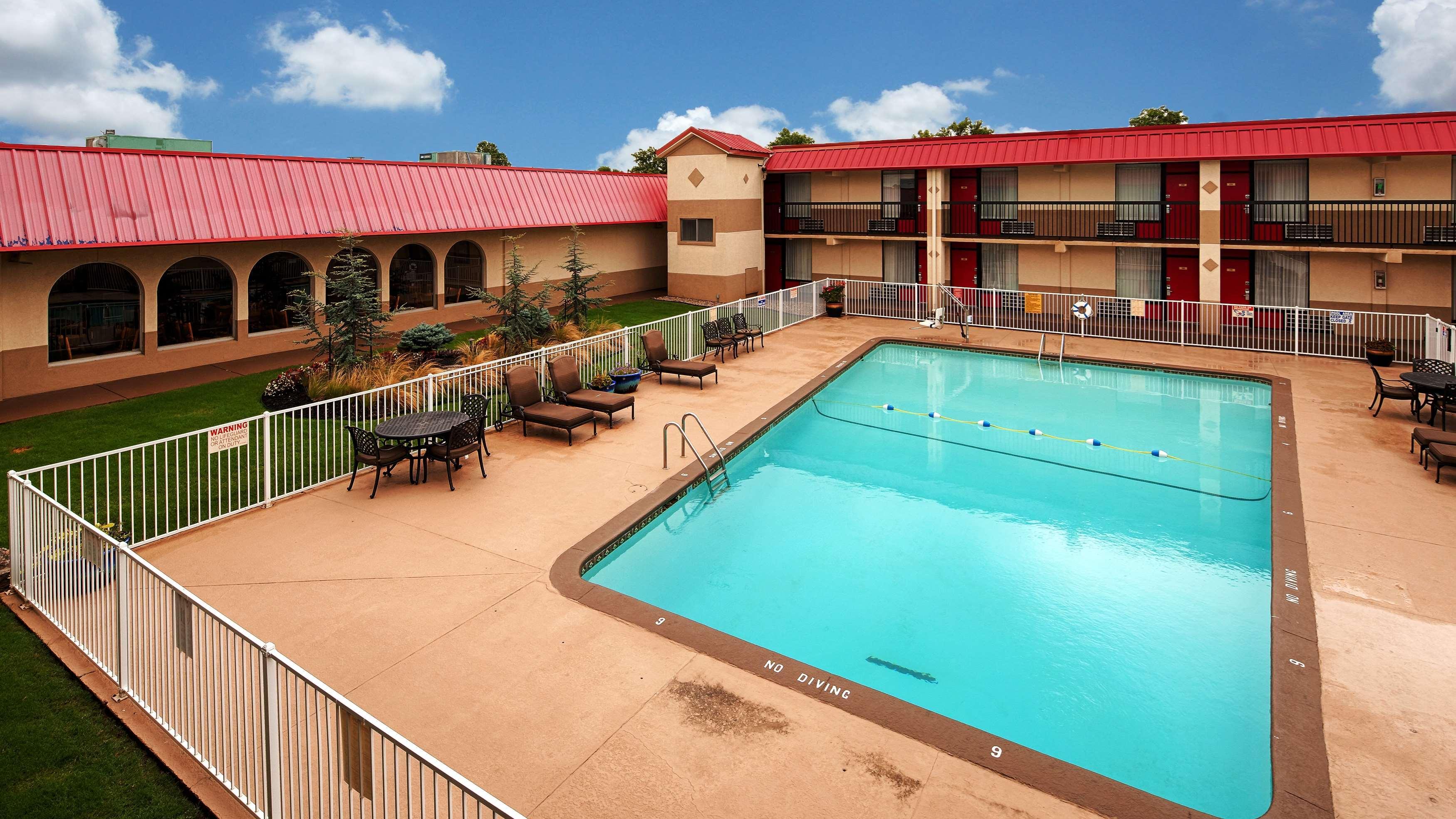 Best Western Tulsa Airport Екстер'єр фото