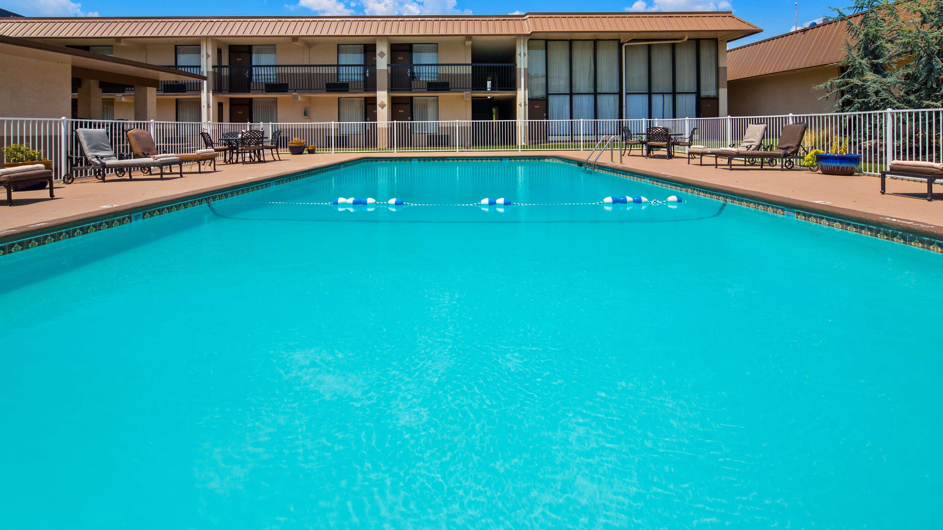 Best Western Tulsa Airport Екстер'єр фото