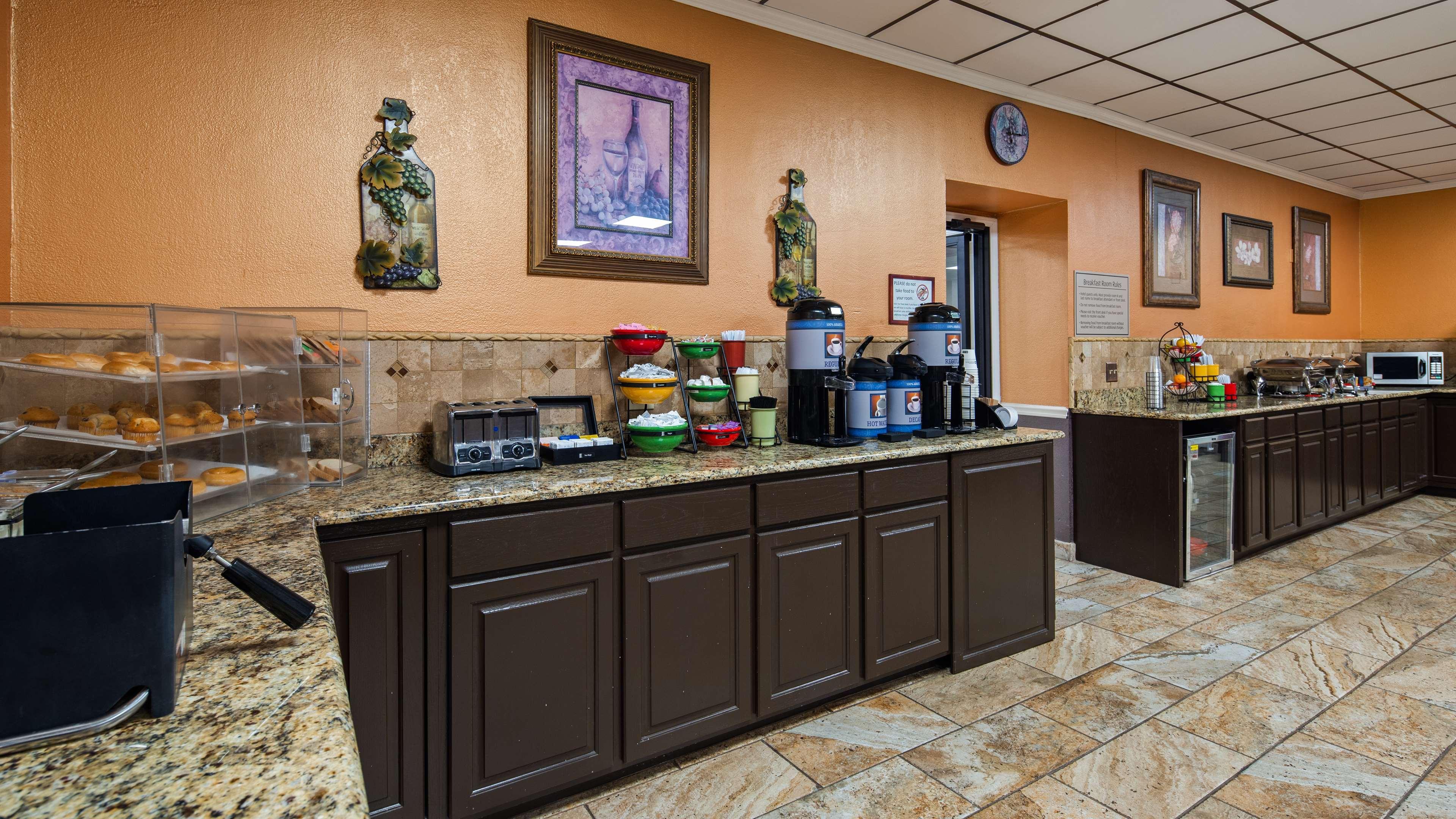 Best Western Tulsa Airport Екстер'єр фото