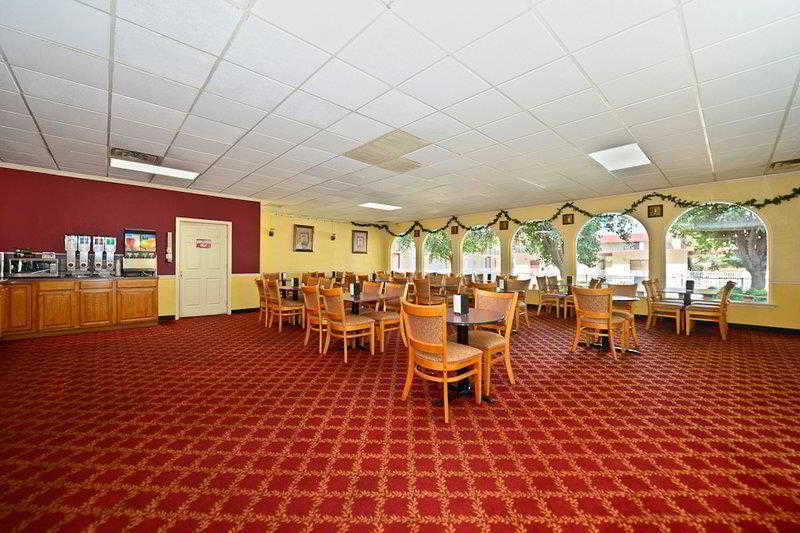 Best Western Tulsa Airport Екстер'єр фото