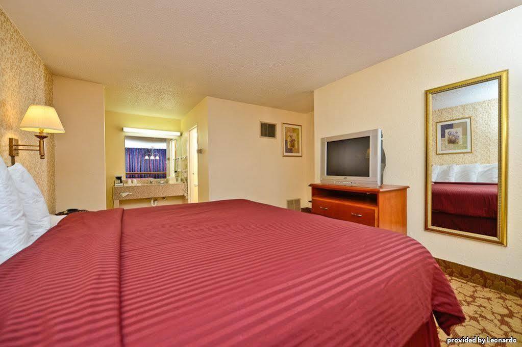 Best Western Tulsa Airport Номер фото